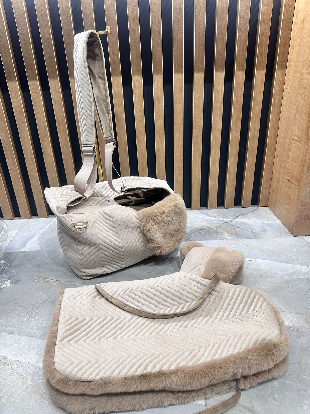 Luxe tas met deken Beige