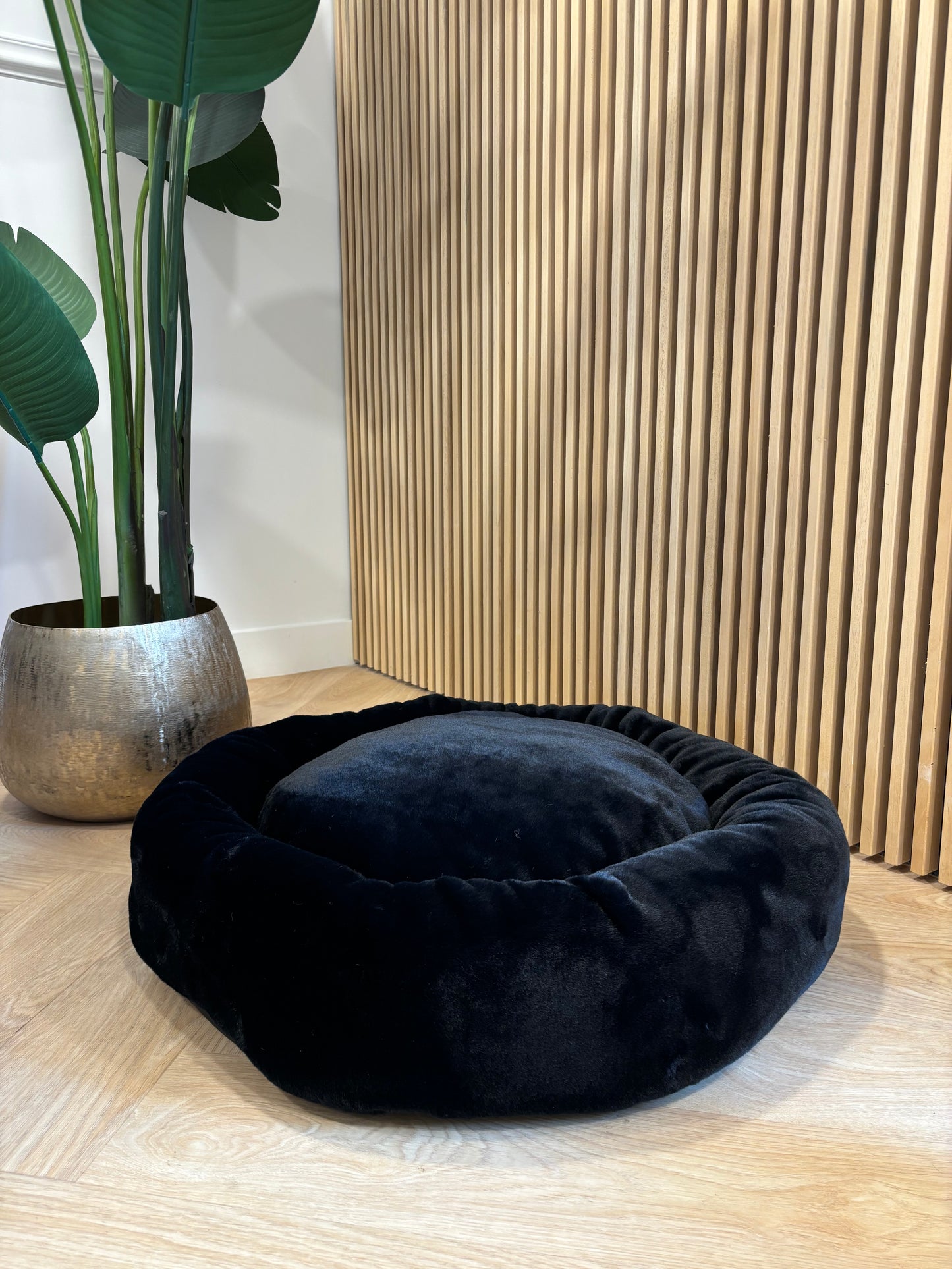 Eh Gia All Peluche Donut Black