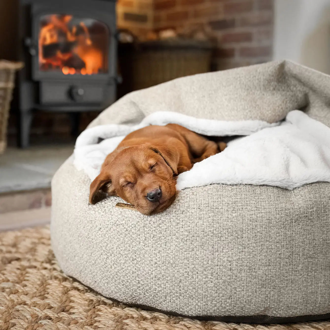 Lords & Labradors - Essentials Herdwick Den