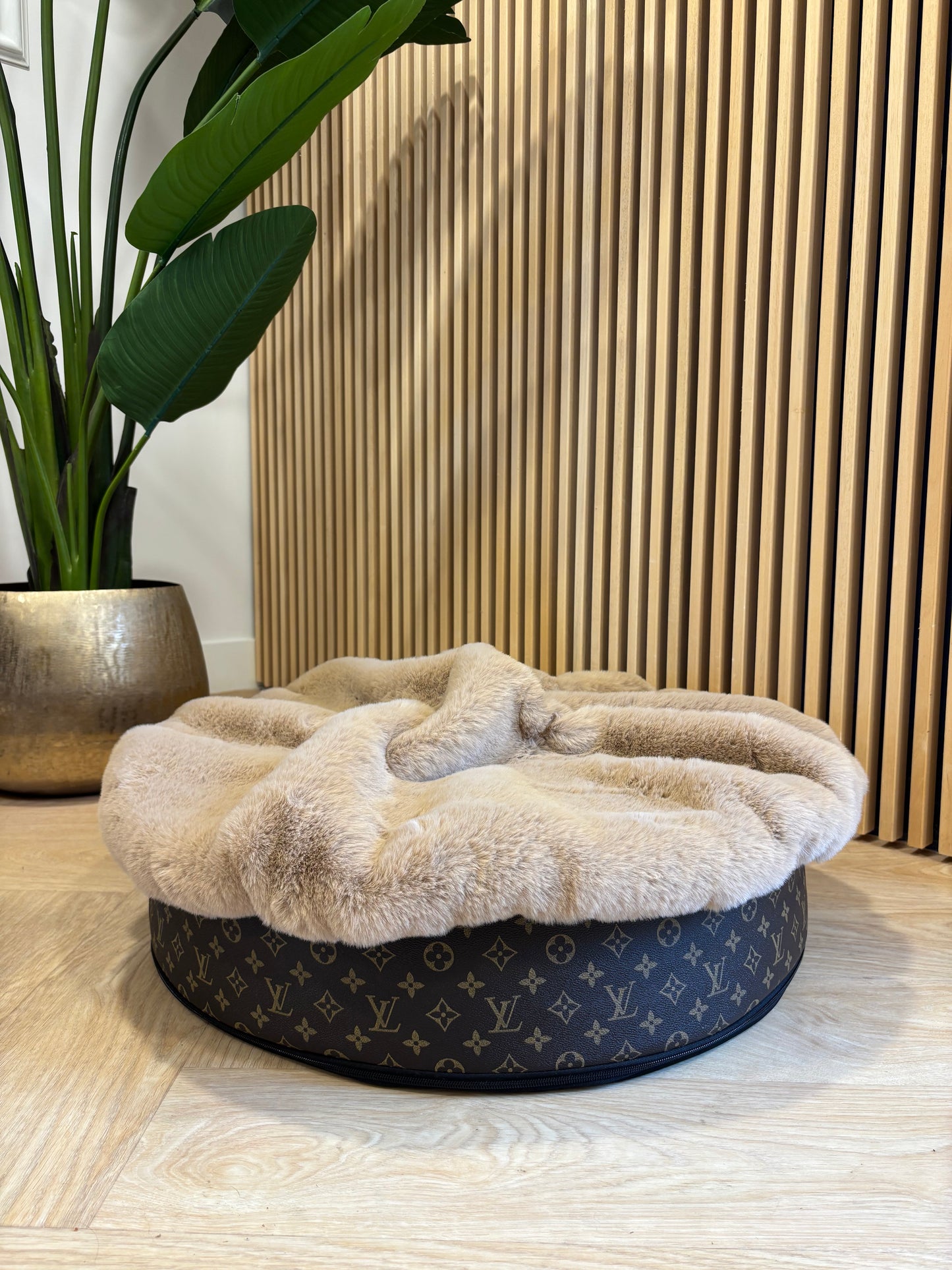 Poef - Leatherlook LV bruin