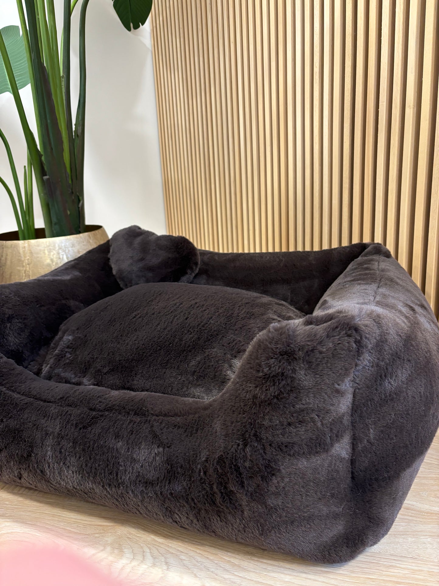 Eh Gia mand donkerbruin