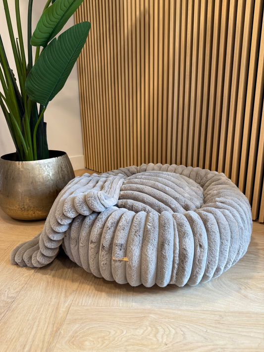 Donut mand Mishka - Grijs