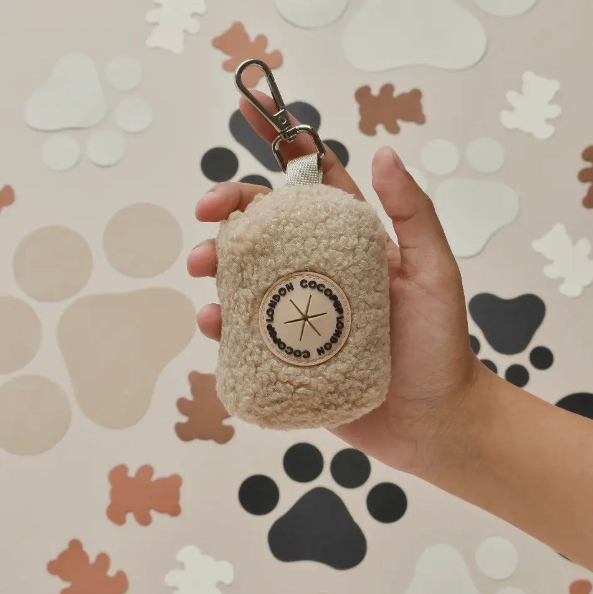 Cocopup London - Poepzakhouder Teddy beige