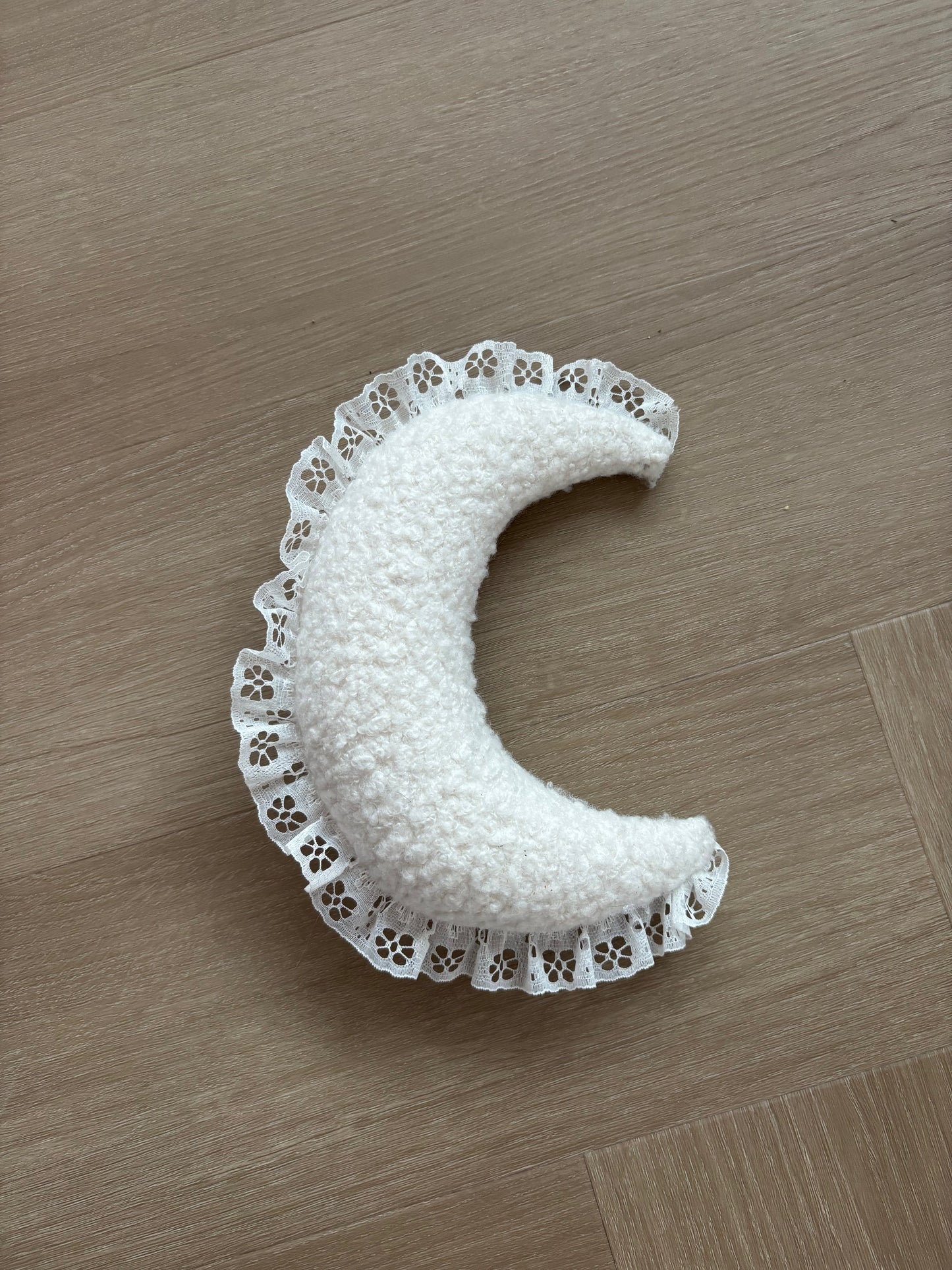 Pluche - Maan