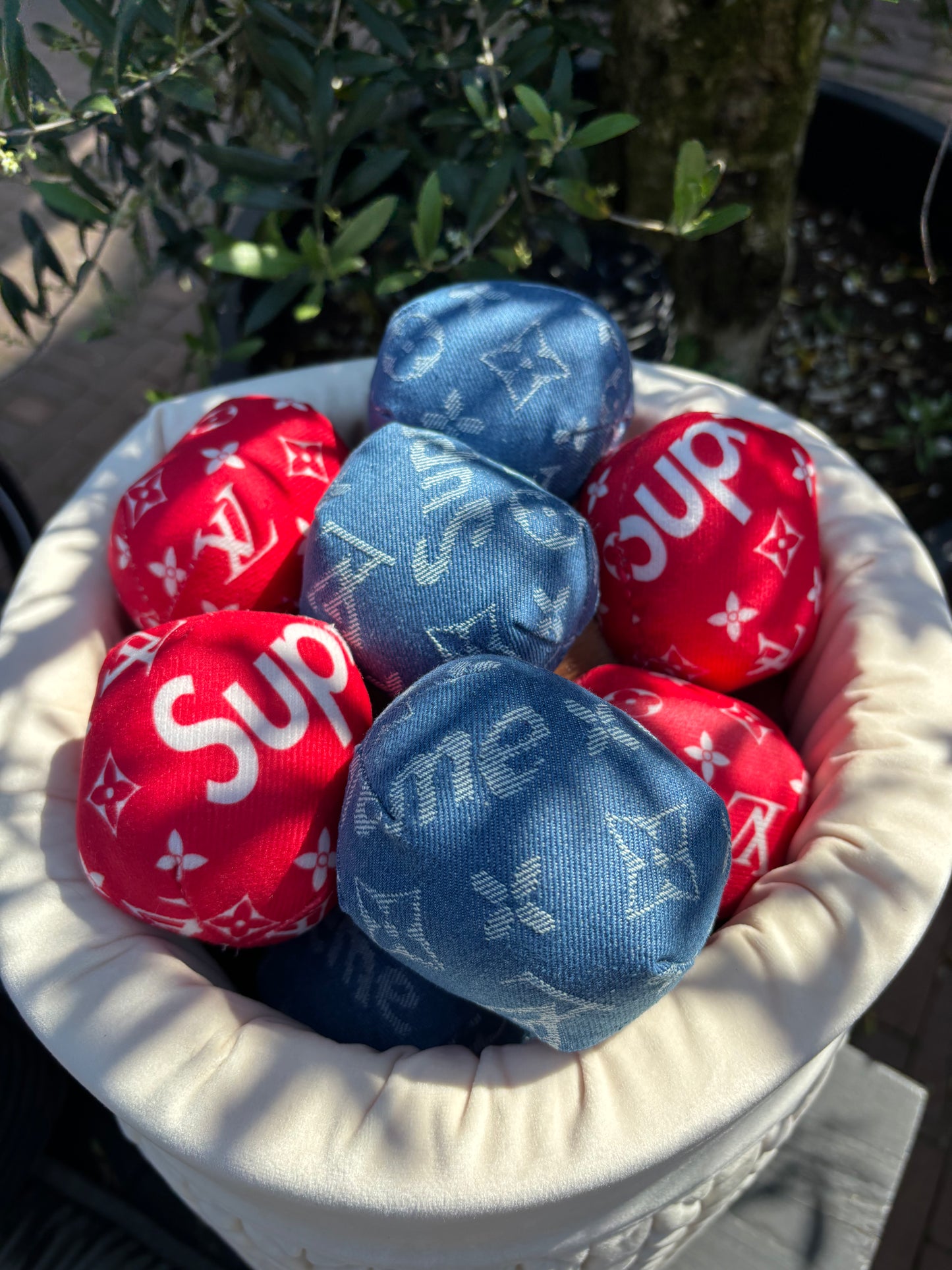 LV print speelgoed bal