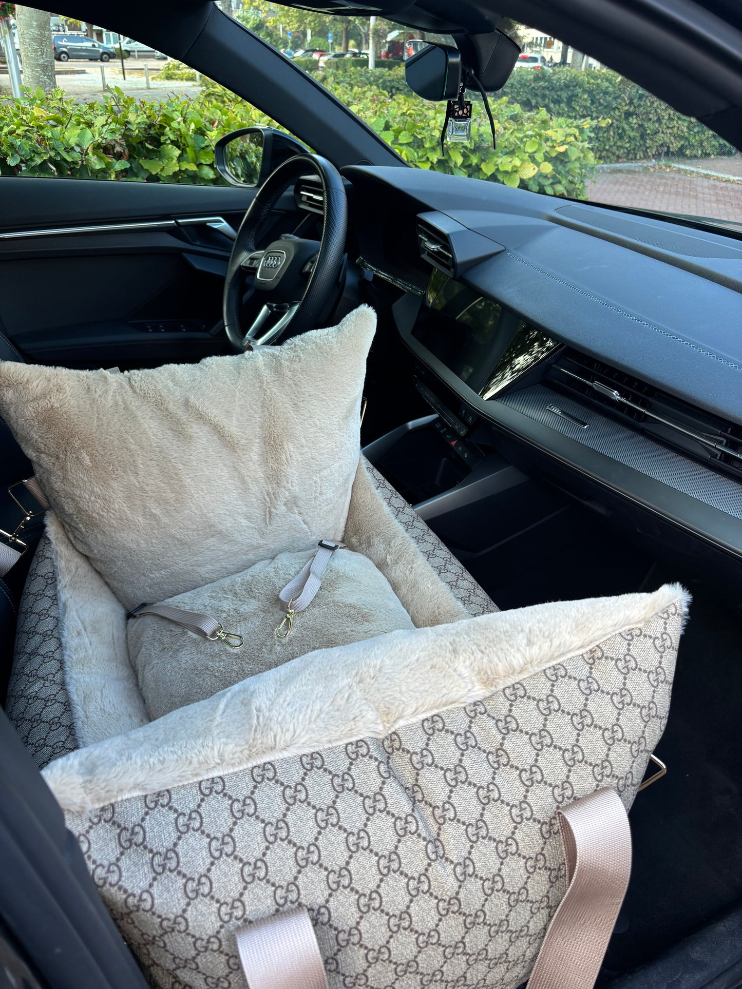 Autostoel - GG beige leatherlook