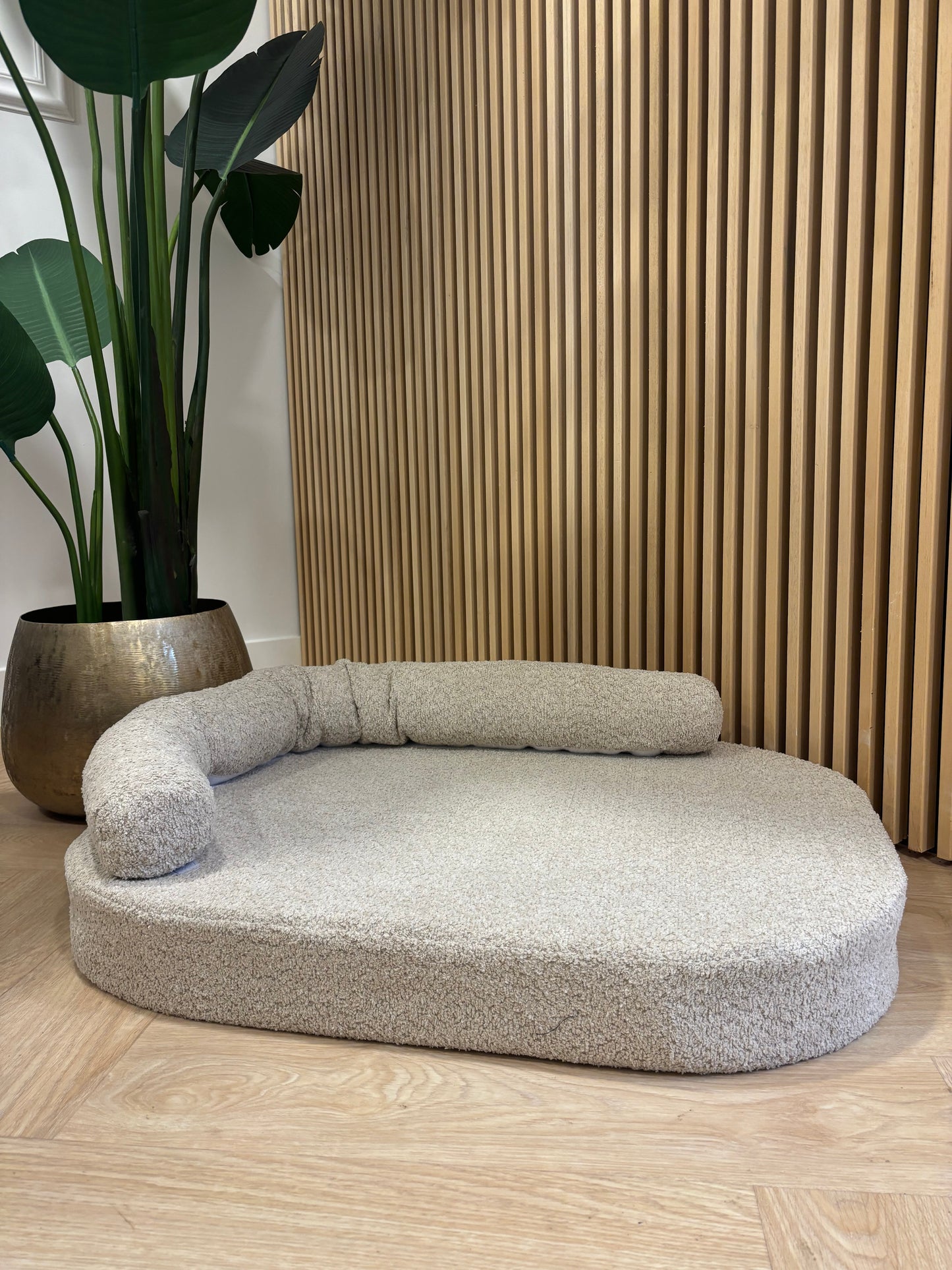 Lounge bed