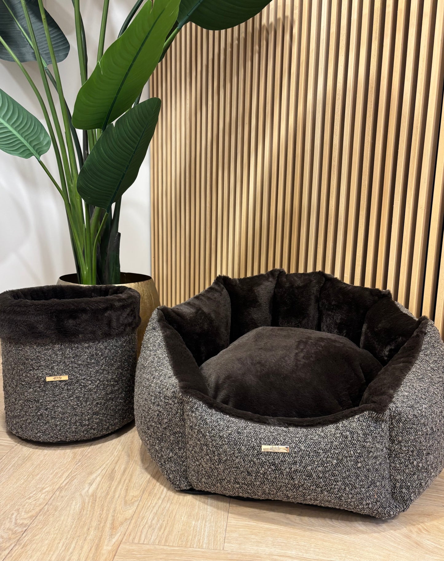 Set Shell mand Bouclé & speelgoed box - Bruin Fur