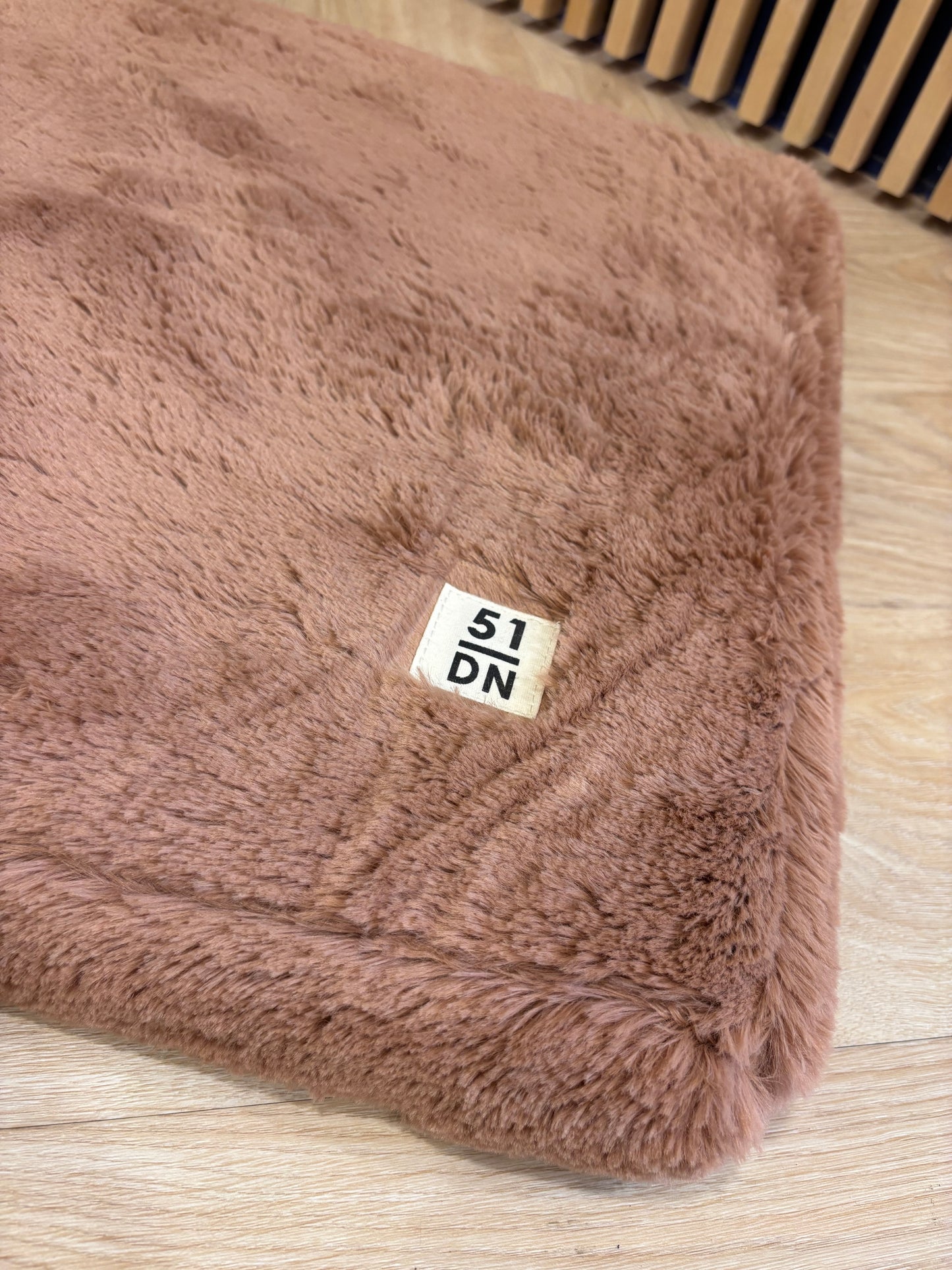 51DN - Zacht bench mat terra