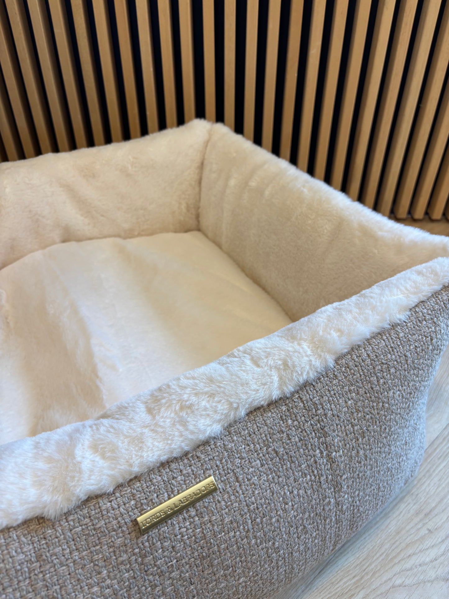 Lords & Labradors - Essentials Herdwick Bed