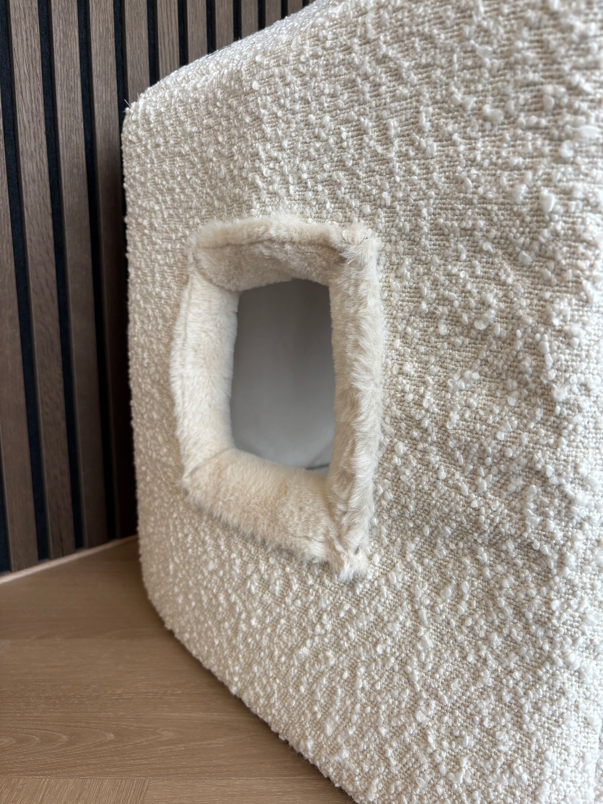 Luxe huisje met gordijnen - Bouclé