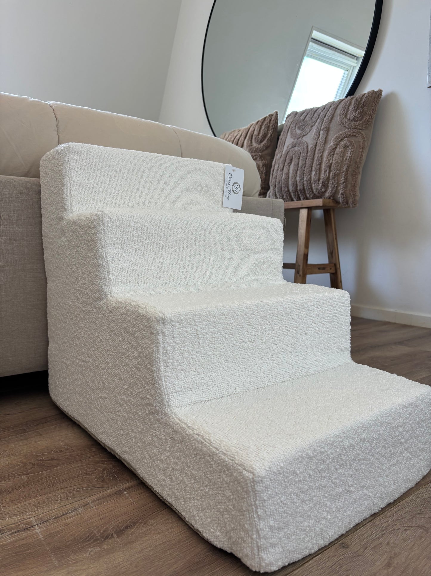 Chloe’s Home Bouclé trap offwhite