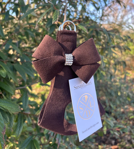 Susan Lanci Hondentuig Step in Nouveau Bow Chocolate