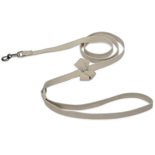 Susan Lanci lijn Nouveau Bow Doe