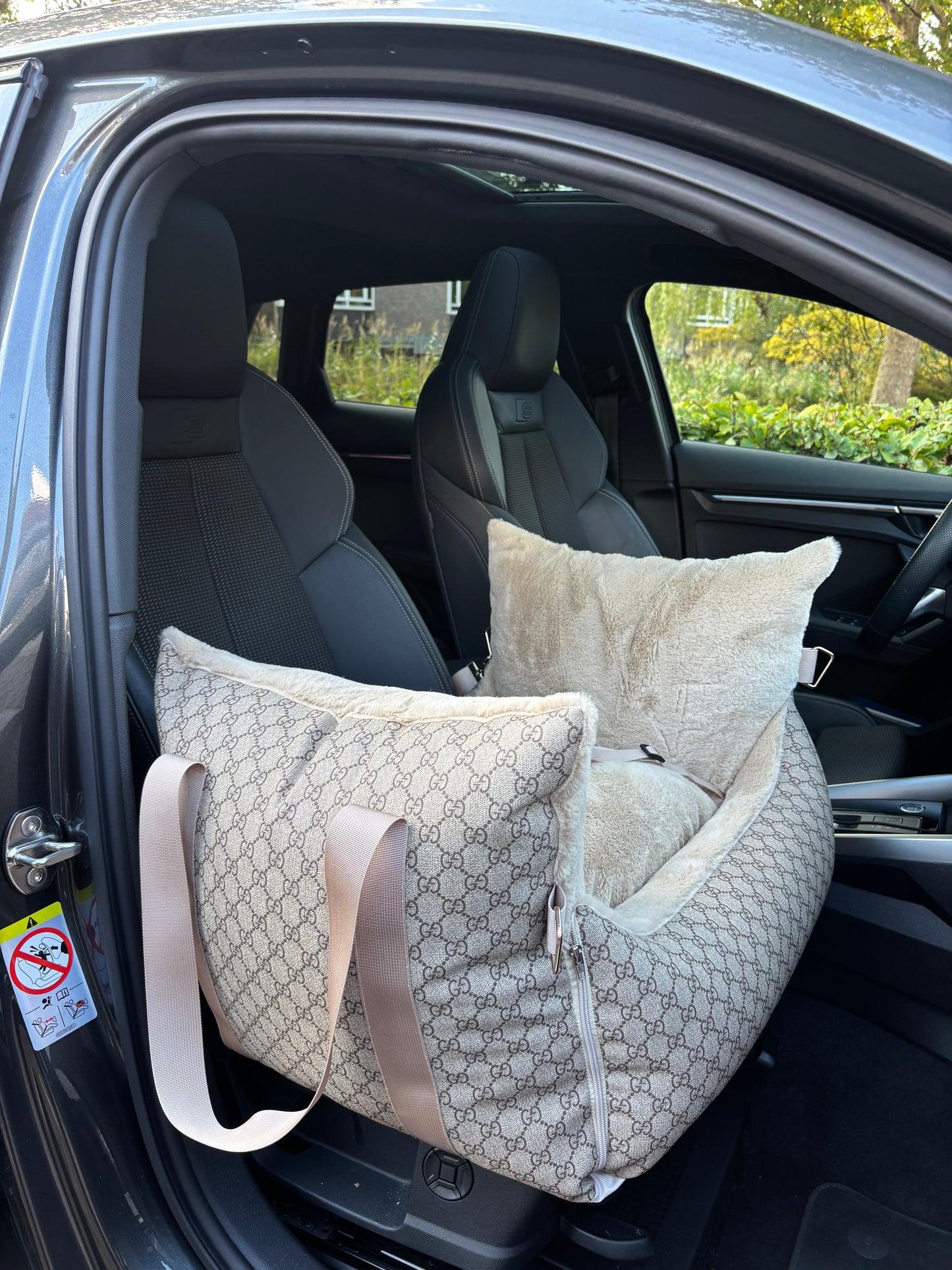 Autostoel - GG beige leatherlook
