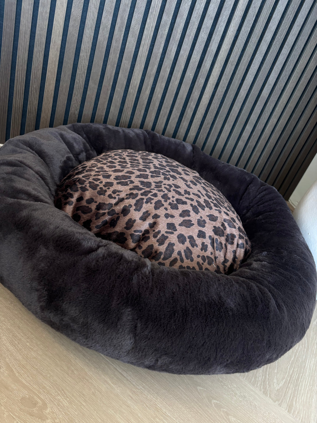 Donut Bed - Leopard Bruin