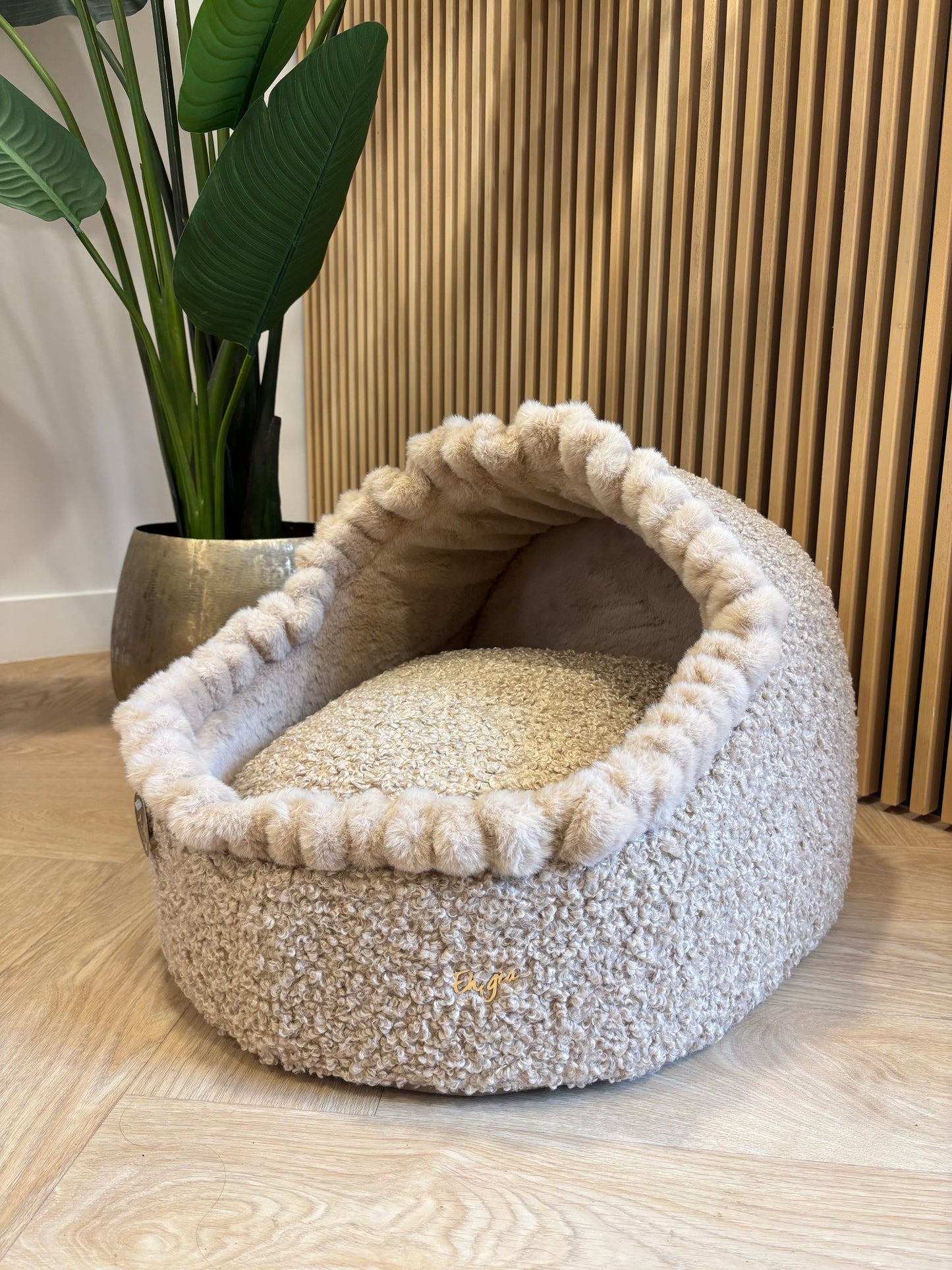 Eh Gia Iglo mand - Curly teddy Beige