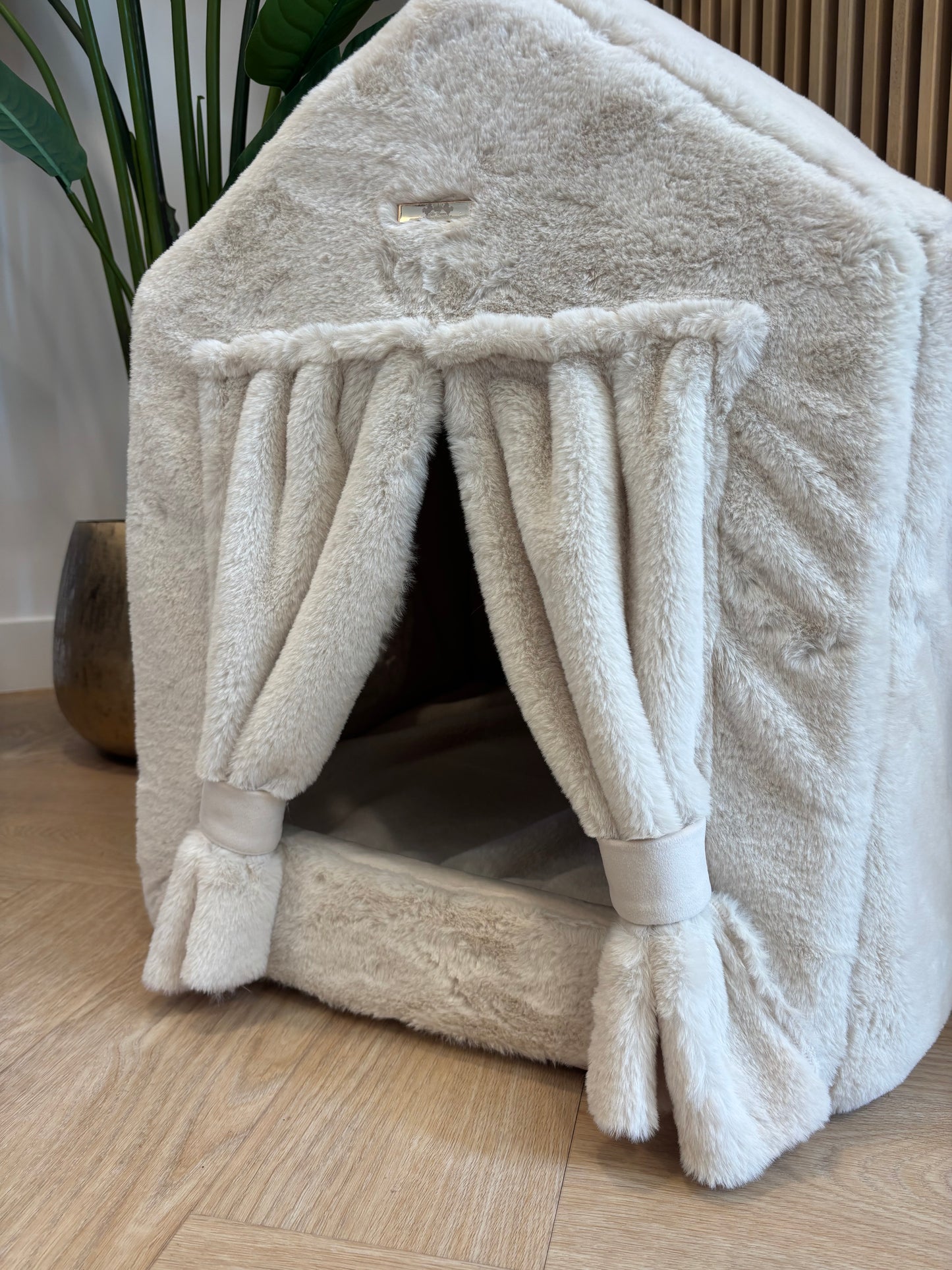 Luxe huisje - Fur Off White