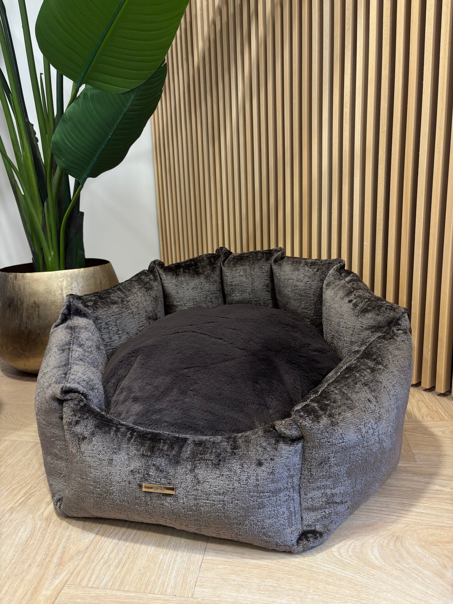 Shell Mand Nowi - Donkerbruin