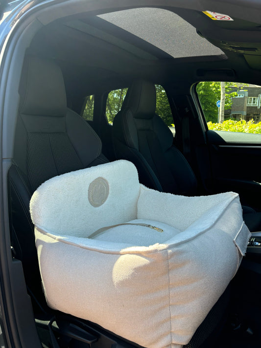 Chloe’s Home Tallinn autostoel ecru