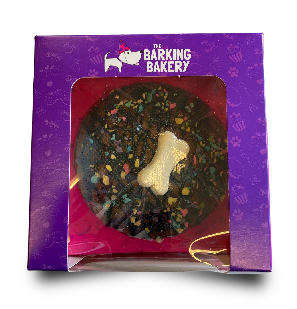 De Barking Bakery Sparkling Carob Drizzle Pawty Cake